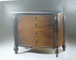 Cômoda 4 gav. Mod. Imperium CL-402  120x55x110 Cômoda 4 gav. Mod. Imperium CL-402 120x55x110